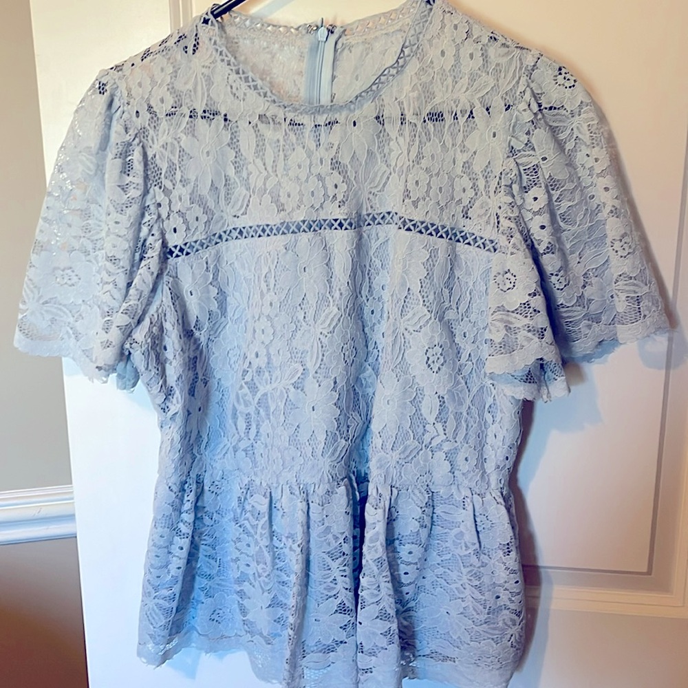 Women’s Lace Dressy Top Size L